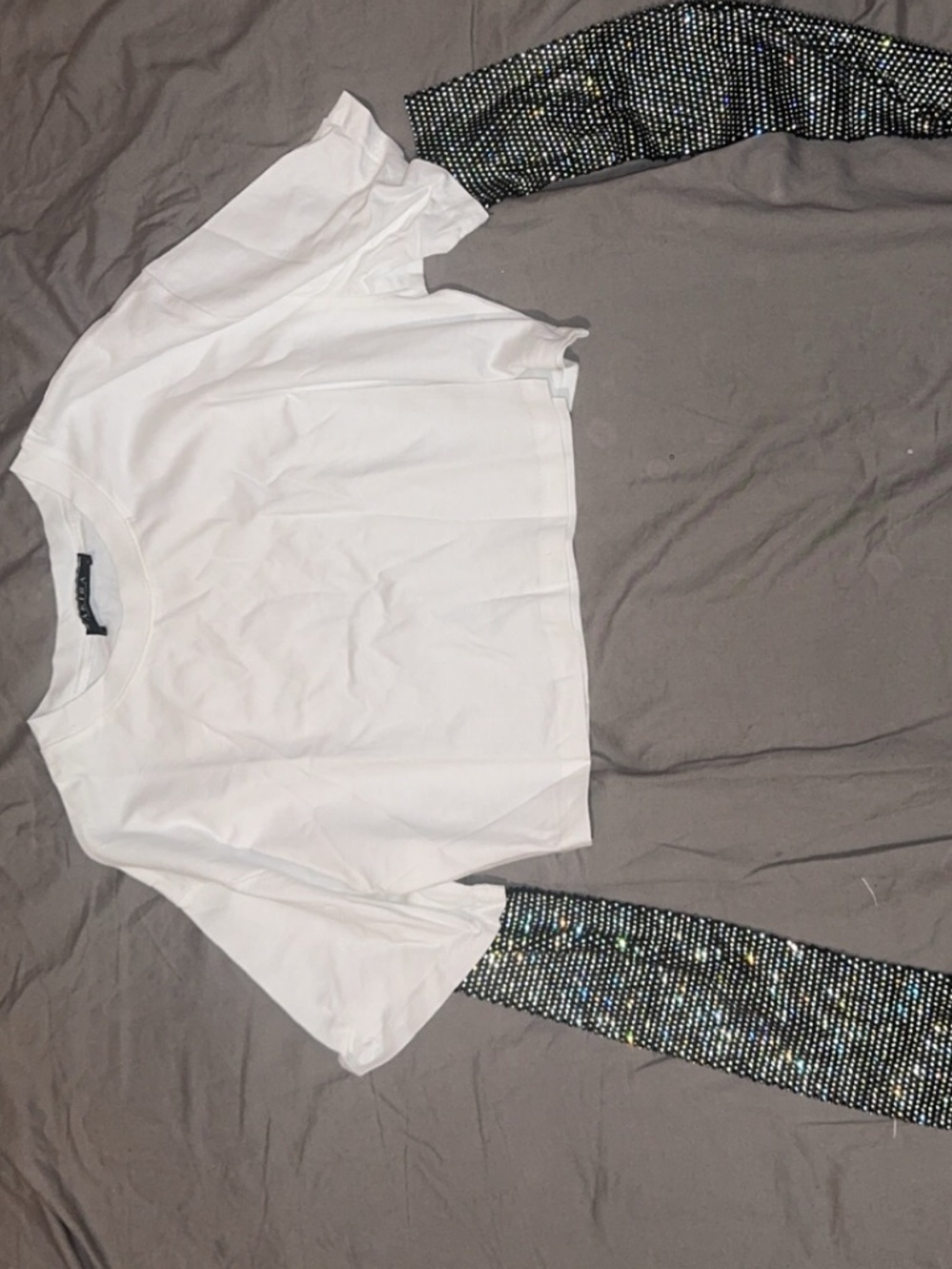 White cropped mesh sleeve with embellishments